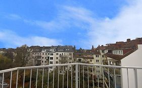 Großzügige Wohnung in der Neustadt